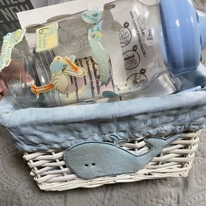 BABY SHOWER GAMES & GIFT BASKET